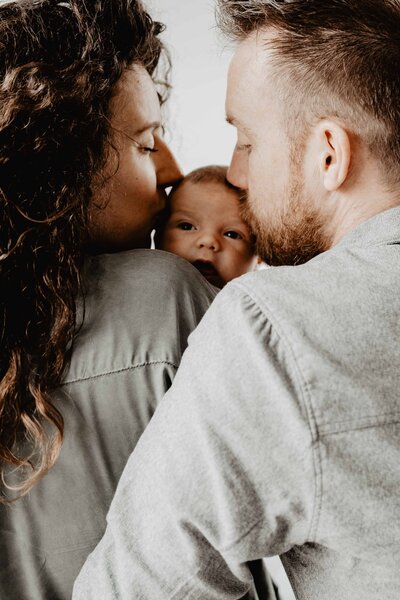 Newborn fotoshoot, gefotografeerd  in Ede
