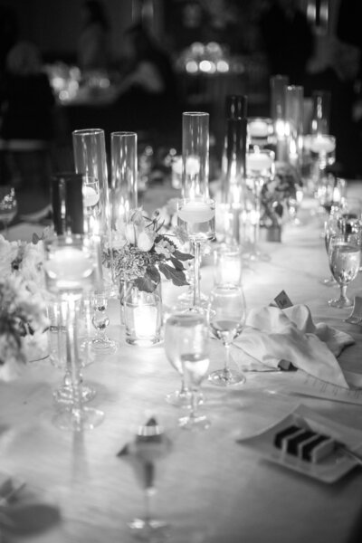 Four Seasons Hotel Austin black and white reception