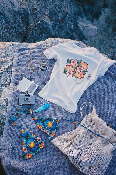 Apparel on Rocks