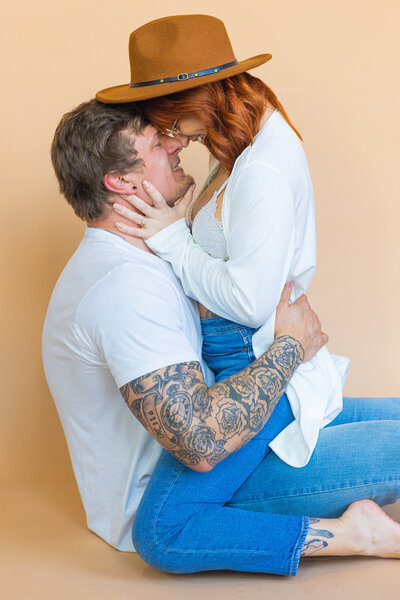 Indianapolis-indiana-Couples-studio-photography-session-8-engagment