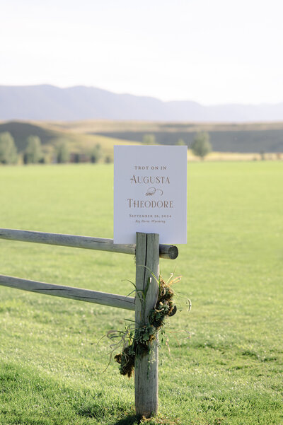 Jackson-Hole-Wedding-florist-Foxtails-weddings-10