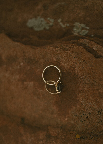elopement photographer ring photo with red rocks in utah