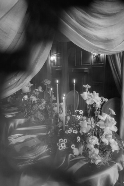 0014 Mocha Mousse Love Story_Chateau Monsarrat_Canada_Quebec_Photography by Emma