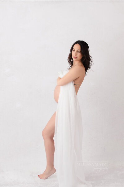 maternity photo done in metro detroit photography studio
