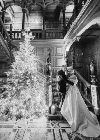 chloe-winstanley-weddings-london-two-temple-place-staircase-caroline-castigliano