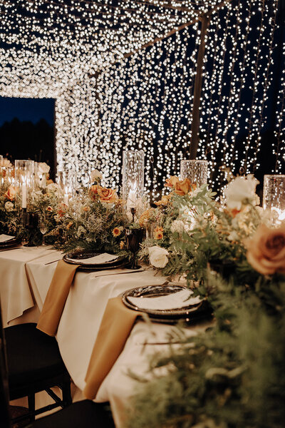 Contact Sedona wedding planner for intimate red-rock elopements