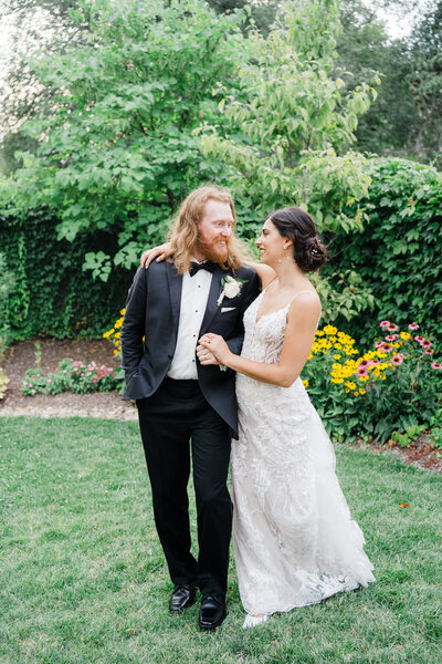 Timeless couple at national aviary