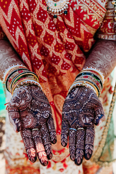 Henna on bride's hands