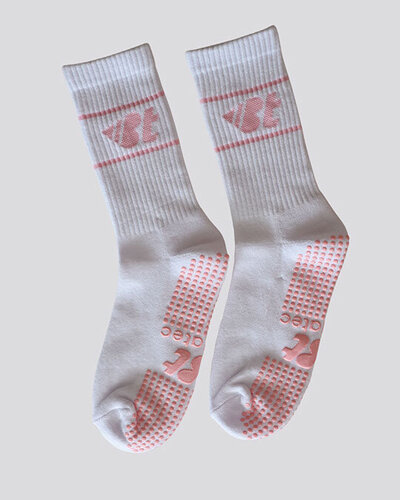 bellaTec_Socks_White-Pink02