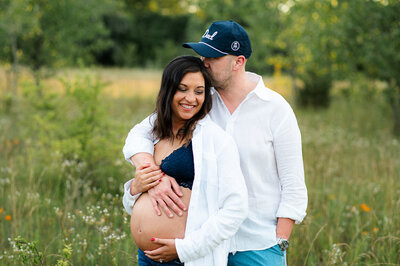 Toledo family photo session at Oak Openings Preserve