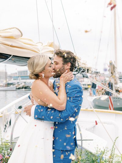 sailboat-schooner-wedding-portland-maine_0030