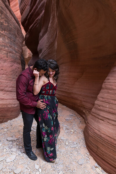 zion-national-park-engagement-photographer-wild-within-us (12)