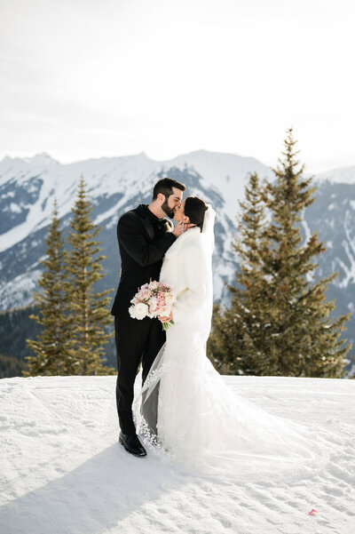 intimate wedding elopement
