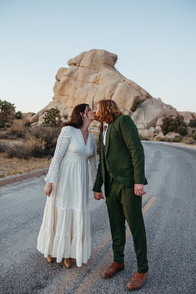 Joshua tree elopement photographer