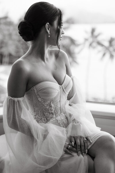 Bride and groom's intimate moment captured by Oahu wedding photographer