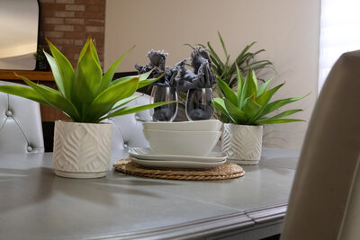 81 McCrimmon dining (7)