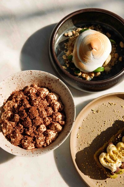 sfeervolle gerechten voor hospitality shoot restaurant Amsterdam op marmer