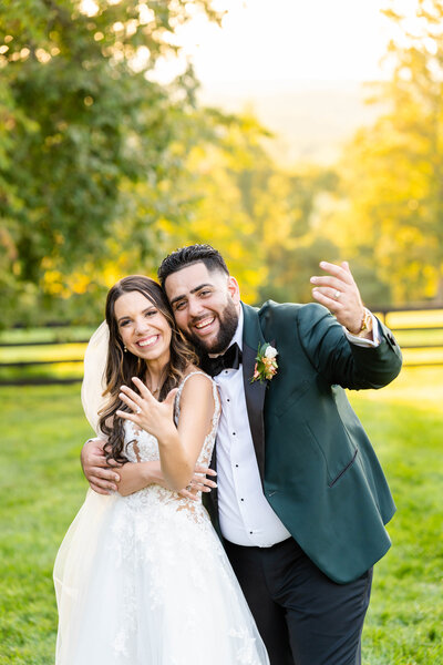 oak-barn-at-loyalty-wedding-832