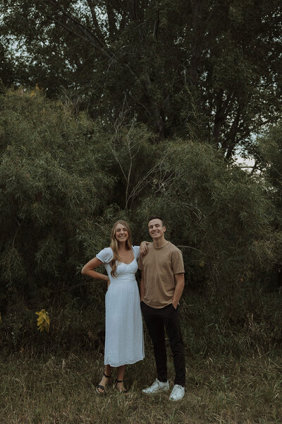 Discover the epitome of wedding photography near you with Cassie Beth, Iowa's leading wedding photographer. Let your love story unfold through her lens, capturing the essence of each moment with timeless elegance. Navigate wedding photographer costs seamlessly and experience the seamless fusion of photography and videography.