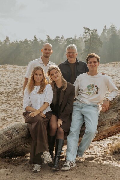 zwangerschapsfotograaf, zwangerschap, familiefotograaf, familieshoot, gezinsshoot, gezinsfotograaf, new born, fotograaf zwolle