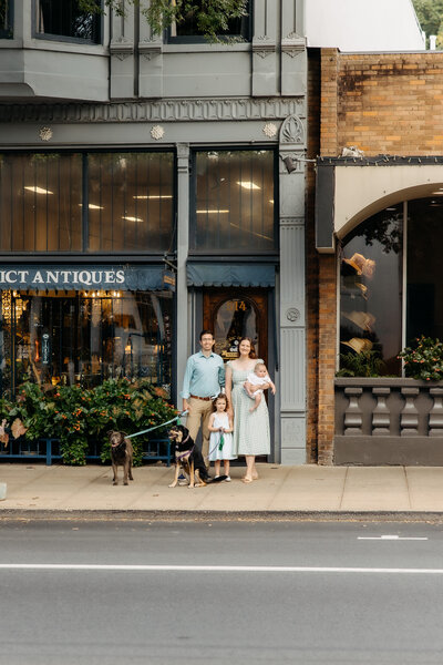cute family of four in downtown lit