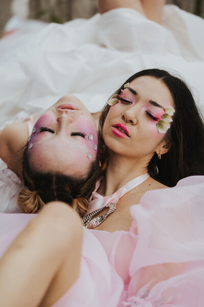 leigh+ruby-eyes-closed-1