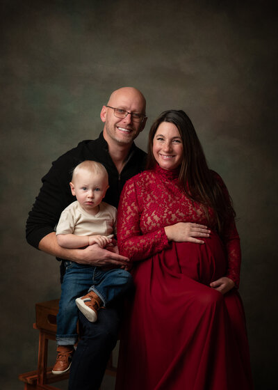 Studio maternoty session with beautiful mother in red dress, Sourthern Oregon studio photography