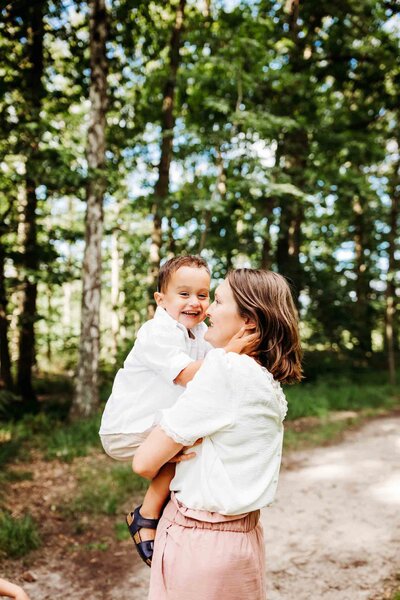 Lifestyle newborn- en gezinsfotograaf omgeving Heist-op-den-Berg, Lier, Mechelen, Aarschot, Werchter, Rotselaar, Leuven, Herentals,...