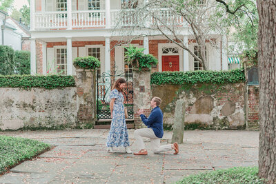 Charleston Proposal Photographer | Laura and Rachel Photography