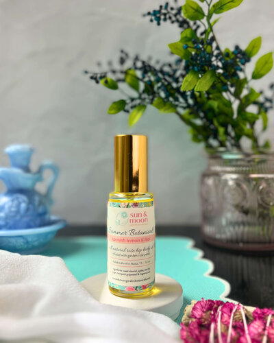 sun-and-moon-garden-botanicals-summer-lemon-lilac-body-oil-2