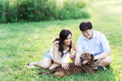 L_Photographie_engagement_photos_with_dog_forest_park_08