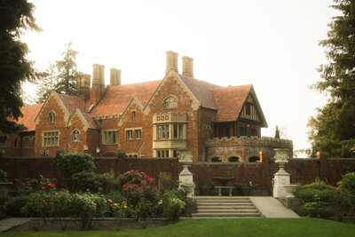Wide shot of Thornewood Castle, Tacoma