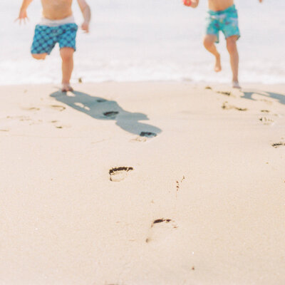 Online behavior course parent ADHD testimonial kids beach