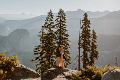 Yosemite engagement photographer