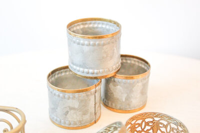 TE Inventory-Assorted Gold and Silver Rustic Napkin Rings 115