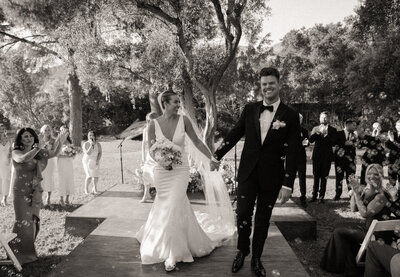 Megan & Zach's Wedding Ceremony captured by Vivian Fox Photography. Southern California Wedding Photographers