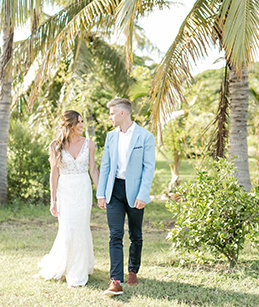 W0510_Wright_Olowalu-Maluhia_Maui-Wedding_CaitlinCatheyPhoto_1280_259x307-2