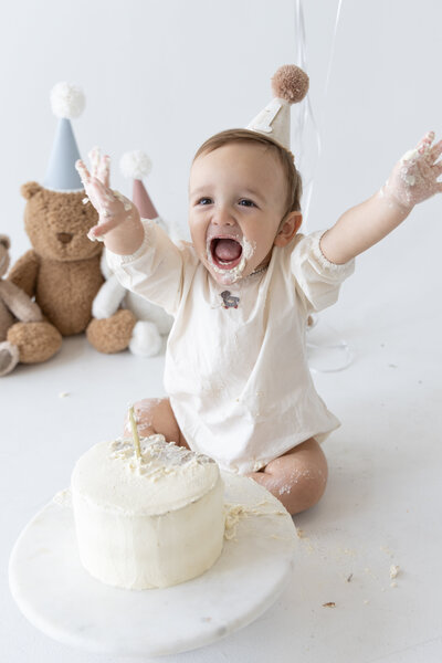 baby boy smash cake session in natural light studio with Sandra Vallejo photography