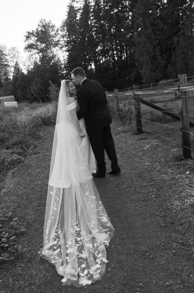 lace wedding dress of seattle bride
