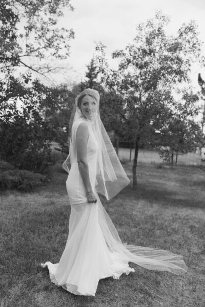 gabby-rhodes-photography-backyard-longmont-colorado-wedding-44