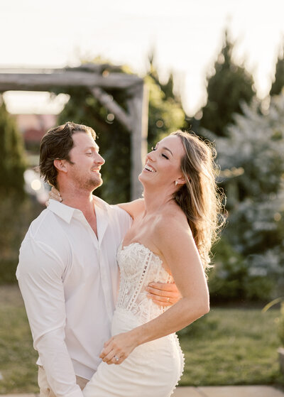 James River Country Club beach wedding portrait