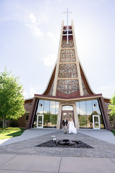 wanderingwildemedia-blackhillsweddingphotographer-woodlandsreceptions-2024wedding-blackhillsbride-zportraits-27
