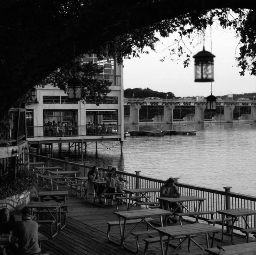 Date-night-at-the-Lake