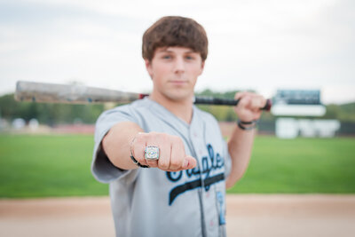 senior-photography-boys-baseball