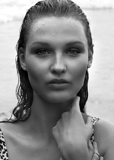Portrait_Sophie_Sina Rose