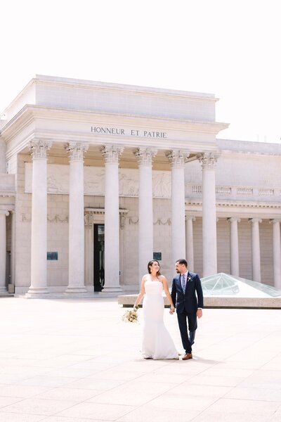 Bride and groom walking in courtyard of legion of honor museum san francisco, legion of honor wedding, san francisco wedding, san francisco wedding photographer