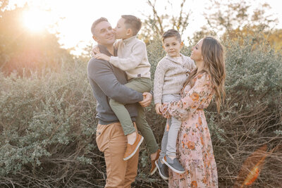 family photography session at Oak Grove Park