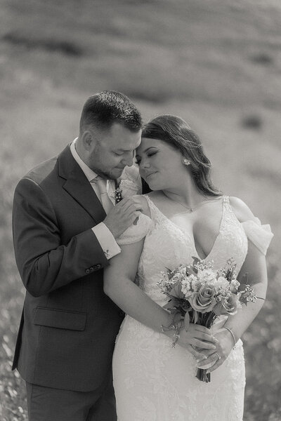 alaska wedding couple image