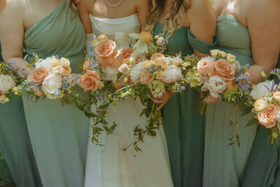 Jessica Frigge Photography is a Micro Wedding Photographer in Wisconsin