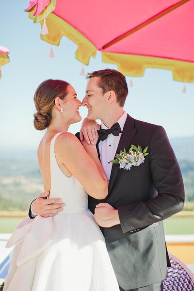 couple eating in-n-out food truck at wedding photo in los angeles